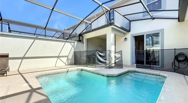 Коттедж Stunning 4Bd w Pool Storey Lake 5019