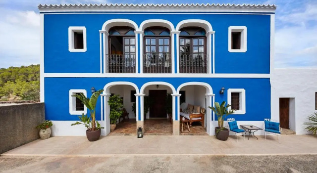 Вилла Villa Can Coves