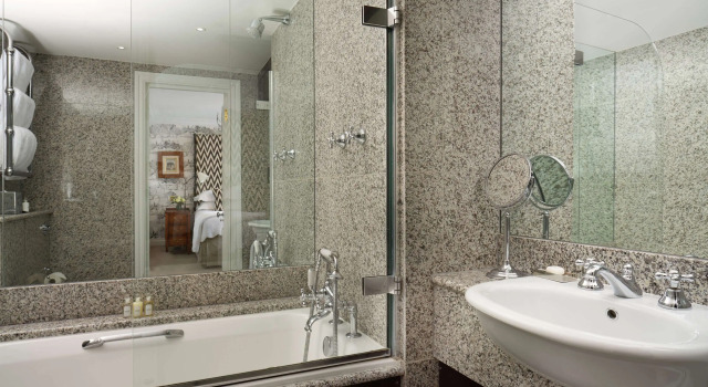 Двухместный номер Deluxe The Pelham London - Starhotels Collezione
