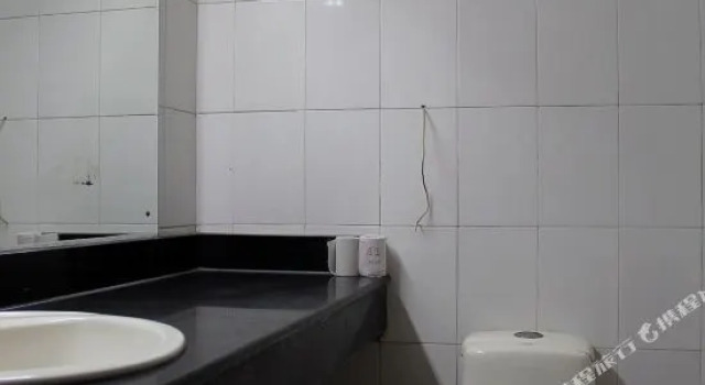 Huiquan Hotel, Забронировать Отель Пэнлай 