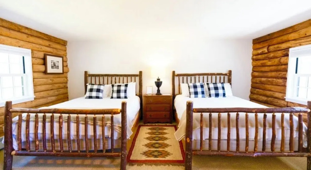 Четырёхместный номер Deluxe Kedron Valley Inn