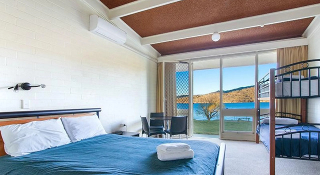 Lake Jindabyne Hotel, Забронировать Отель Джиндабайн Kosciuszko National Park
