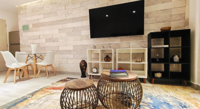 Люкс Luxury 1st Luxury Warehouse