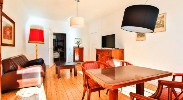 Апартаменты Riverside Apartments