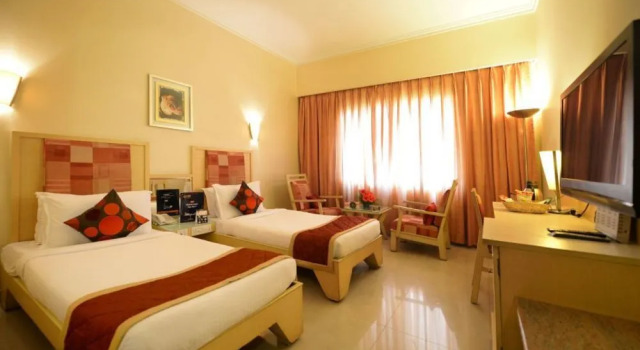 OYO 1701 Hotel NKM's Grand, Rezerwuj Hotel Somajiguda 