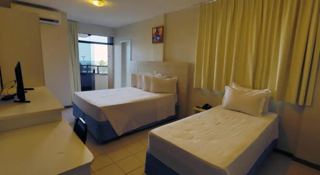 Трёхместный номер Deluxe с видом на море Hotel da Costa By Nobile