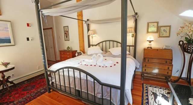 Beaujolais Boutique B&B at Thea's House