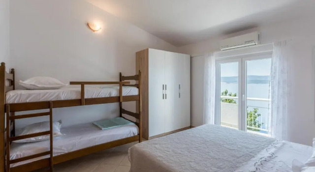 Apartments Drago Kovačić, Book Lejlighed Hoteller i Celina med parkering, Parkering