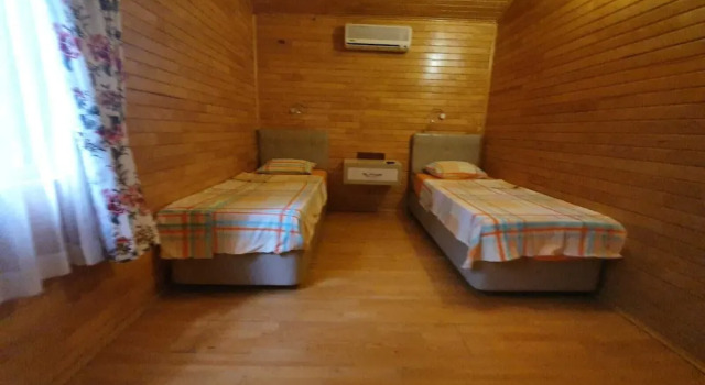 Семейное бунгало с балконом Oblomov Hotel