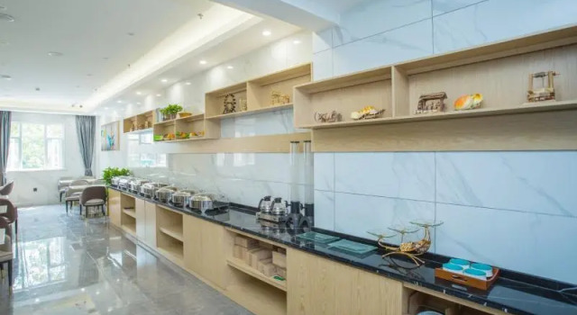 Green Tree Inn Express Nantong 1st People's Hospital, Prenota Hotel Nantong Jiangsu