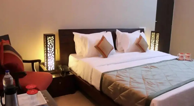 OYO 2332 Hotel Zade House Mount View, Забронировать Отель Отели штата Раджастхана с парковкой, Парковка