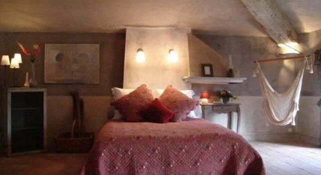 Chambres d'hôtes Le Clos de Vènes, Rezervovat Hotel Hotely v Canal du Midi s bazénem, Bazén