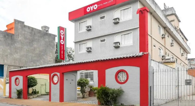 Hotel Park Leste, São Paulo, Забронировать Отель Отели Сан-Пауло с парковкой, рядом с Пенья-Ложас Бесни, Парковка