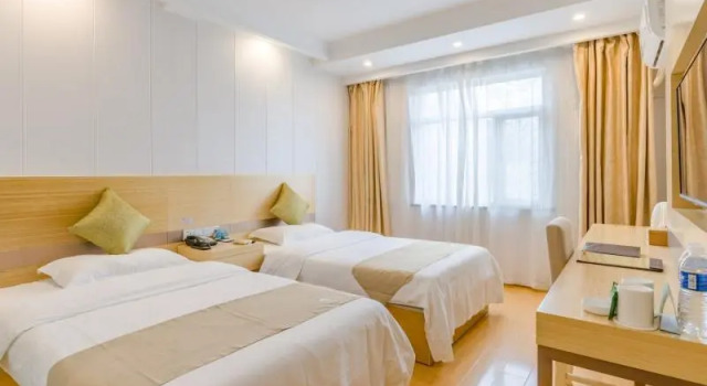 Двухместный номер Superior GreenTree Inn Hefei High Speed Rail Station Baohe District Government Business Hotel