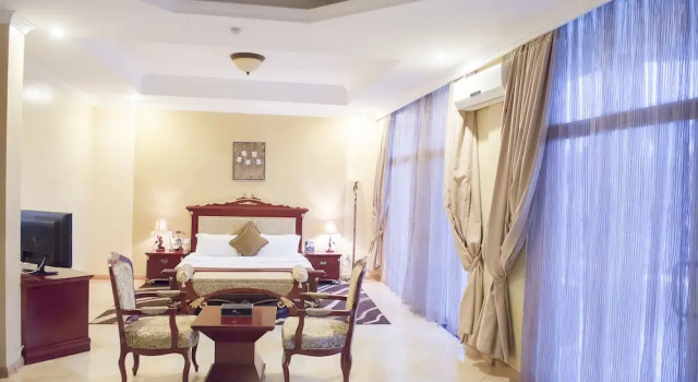 Полулюкс с балконом Martha Hotel