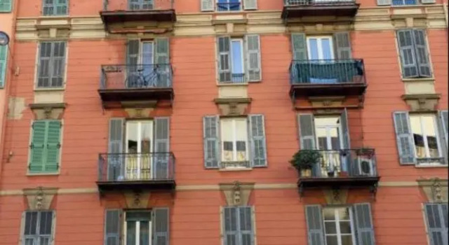 Studio plein coeur de Nice 24 24H 7 7J, Забронировать Отель Рикье Ницца, рядом с Касл-Хилл