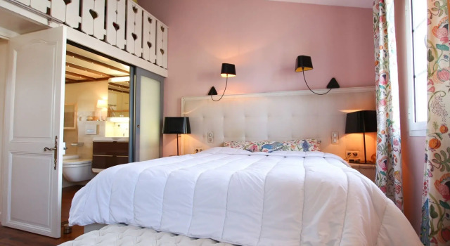 Lovely holiday home in Port Grimaud with terrace