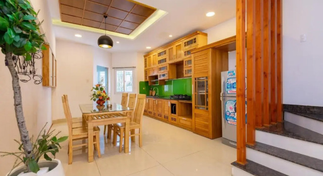 Mì House - Homestay Đẹp Giá Rẻ Vũng Tàu, Забронировать Отель Отели Вунгтау с парковкой, рядом с Статуя Иисуса Христа, Парковка