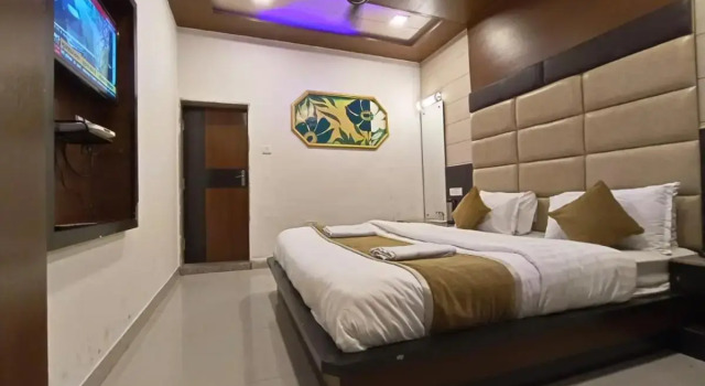 Hotel Golden Veena, Забронировать Отель Отели штата Раджастхана с парковкой, Парковка
