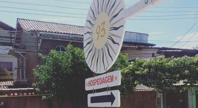 93 Hospedagem