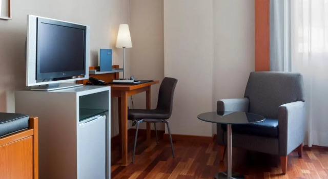 Трёхместный номер Standard B&B HOTEL Ciudad de Lleida