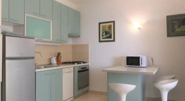 Апартаменты с красивым видом из окна HETA ALAGIC II - Deluxe Beachfront Suites