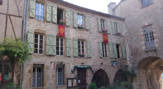 L'Escuelle des Chevaliers, Rezerwuj Hotel Cordes-sur-Ciel Tarn