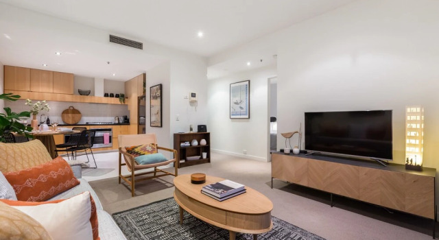 Auguste 2 Bdr Melbourne Apartment, Забронировать Апартаменты/квартира Отели Мельбурна с бассейном, рядом с Scots Church, Бассейн