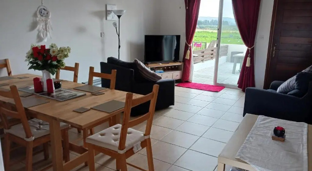 Beautiful 2-bed House in Mandria, Paphos