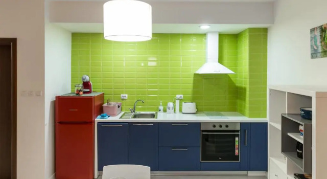 Апартаменты Pop your C-O-L-O-R-S - Funky and Modern 1BDR. Apt.