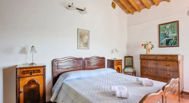Apartment in Peccioli With Pool and Wine Tasting