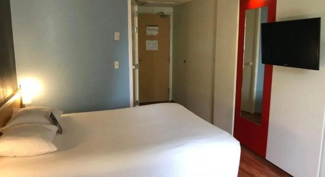 Двухместный номер Standard Ibis Monterrey Valle