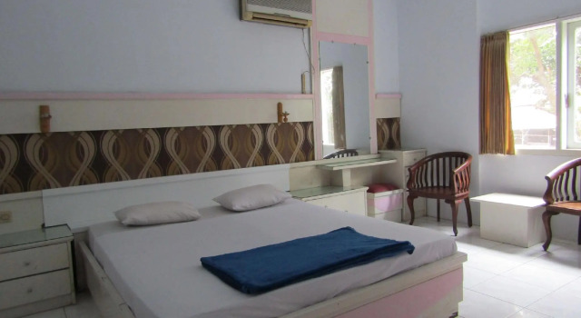 Suite Hotel Kencana Jaya