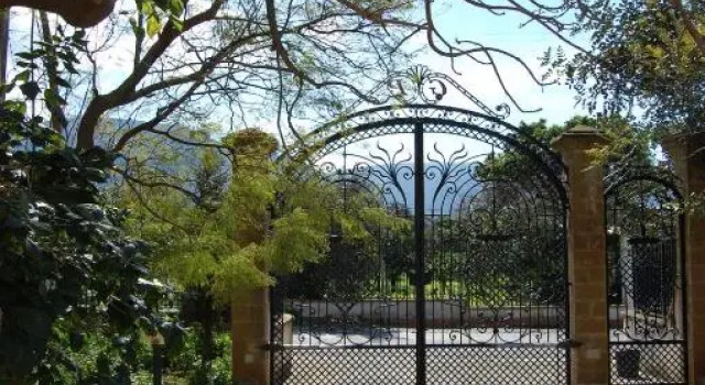 Cinisi 89 B&B, Reserva ahora Bed & breakfast Cinisi Sicilia