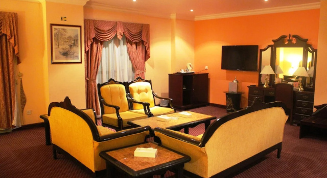 Двухместный люкс Отель Delmon International Hotel