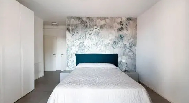 Апартаменты Modern Apartment Steps From the Beach