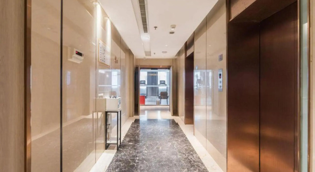 Xiangyang Langman City Hotel, Rezerwuj Hotel Hotele biznesowe w Xiangyang, 4* 5*