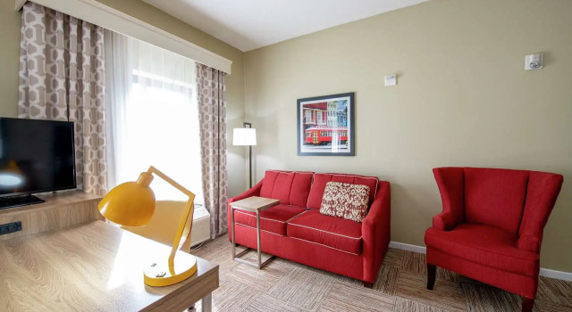 Люкс Hampton Inn and Suites Lafayette