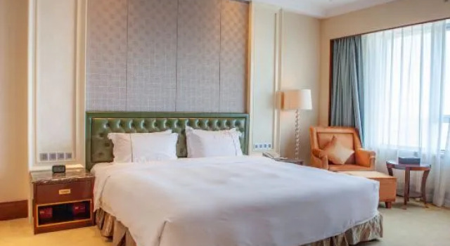 Люкс Deluxe Glory Charm Hotel