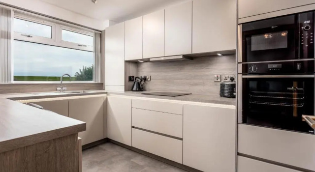 West Sands - Donnini Apartments, Забронировать Апартаменты/квартира Отели Эр с парковкой, рядом с Rozelle Park, Парковка