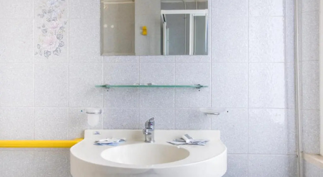 Трёхместный номер Standard Hotel Aldebaran - Sea & Center