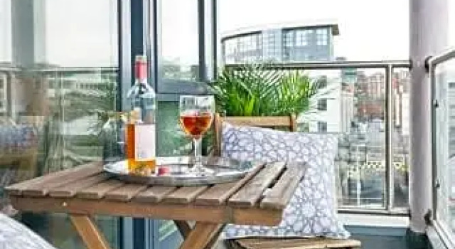 Апартаменты Pearse Street Suites