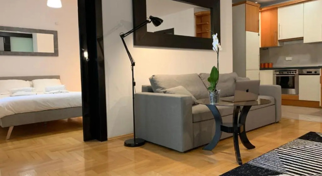 Modern 1BR flat in heart of Warsaw with parking