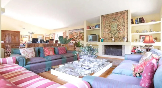 House With 5 Bedrooms in Caserta, With Pool Access, Enclosed Garden and Wifi Near the Beach, Prenota Hotel Hotel a Caserta con piscina, Piscina