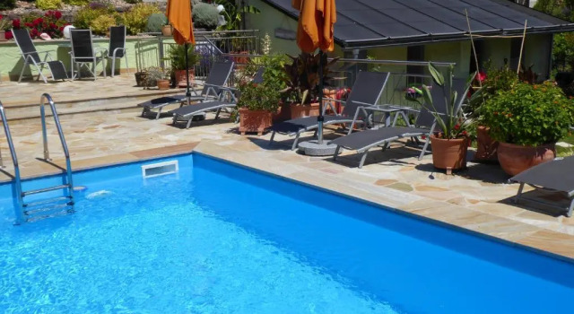 Апартаменты Ferienwohnung Pension am Weinberg