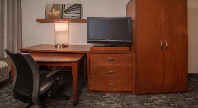 Четырёхместный номер Deluxe Sonesta Select Arlington Rosslyn