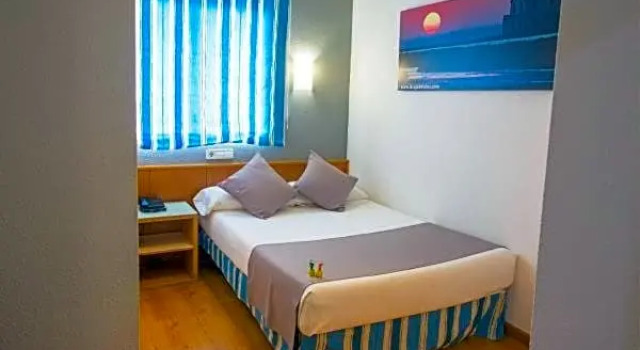 Номер Economy Hotel Neptuno