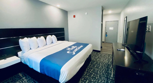 Двухместный номер Standard Days Inn & Suites by Wyndham Horn Lake - Memphis Graceland