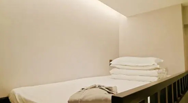 Капсула Datong KK E-sports Smart Hotel (Datong Ancient City)