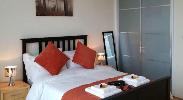 47 Chelsea House - Q-zotica City Centre Apartments: Parking, City view & Smart gadgets, Varaa Huoneisto Asunnot kohteessa Merseyside, Huoneisto